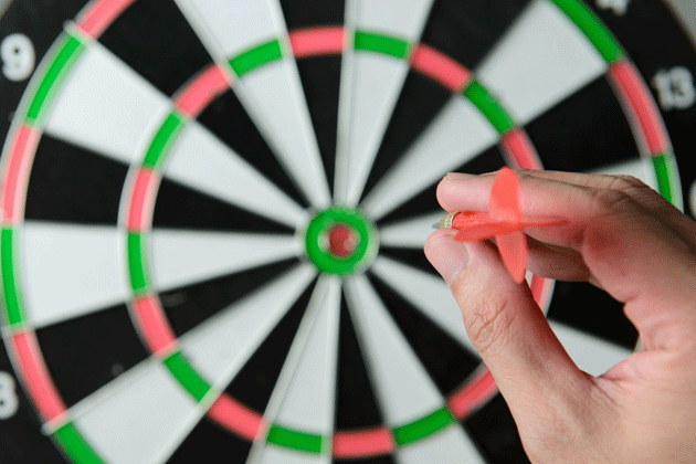Grip, Stand, Throw – A Primer On Good Dart Throwing Technique